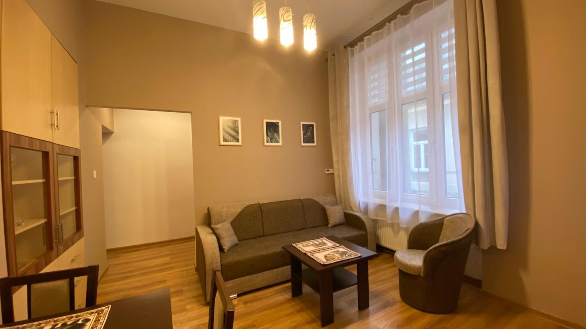 Lublinbnb - Exclusive Family Apartment ------ In The Heart Of Lublin -------------------------------- Bedroom & Living Room & Kitchen Exterior photo